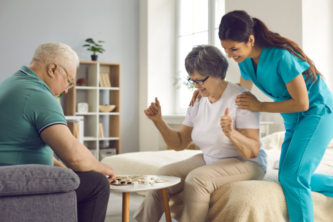 engaging-activities-enhance-alzheimers-care